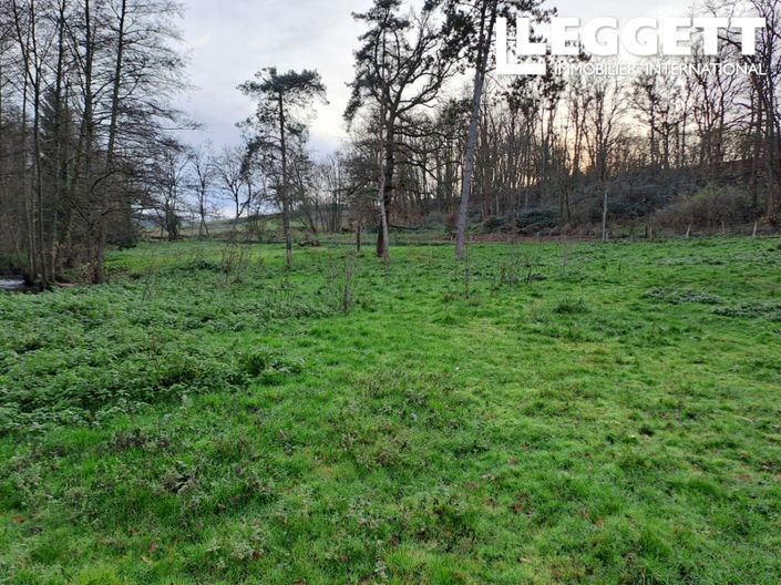 Image No.6-10 Bed House for sale