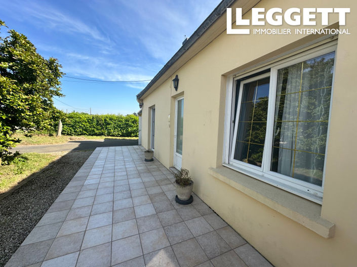 Image No.1-4 Bed House for sale