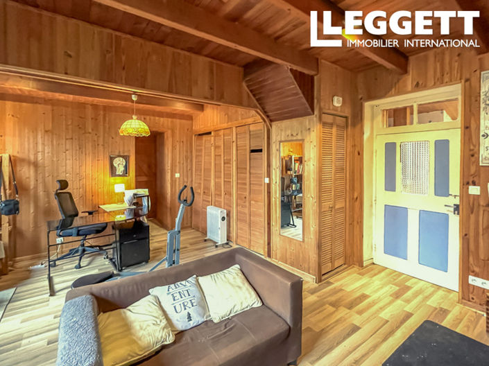 Image No.5-1 Bed House for sale