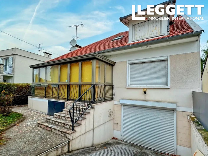 Image No.10-5 Bed House for sale