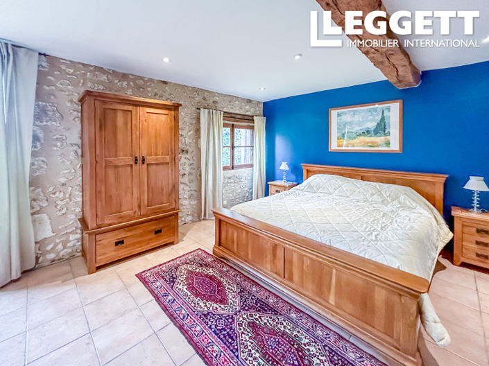 Image No.5-5 Bed House for sale