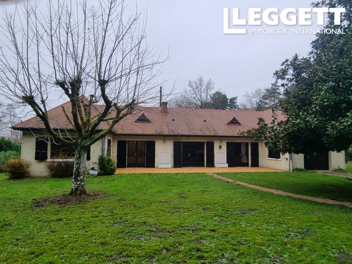 Image No.1-4 Bed House for sale