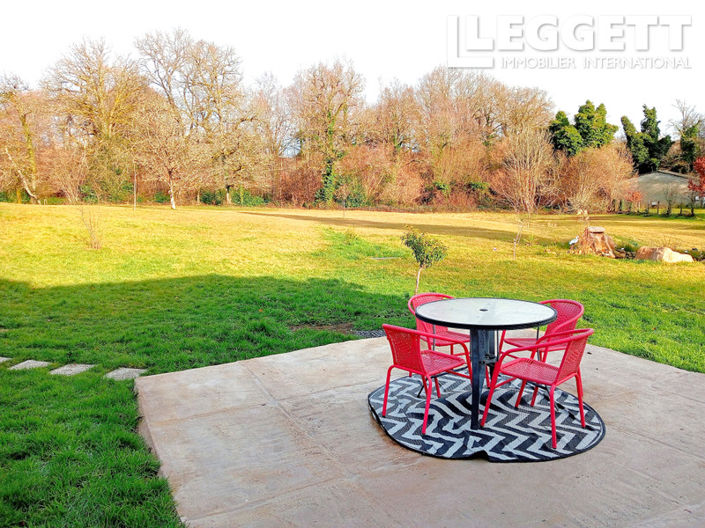 Image No.9-3 Bed House for sale