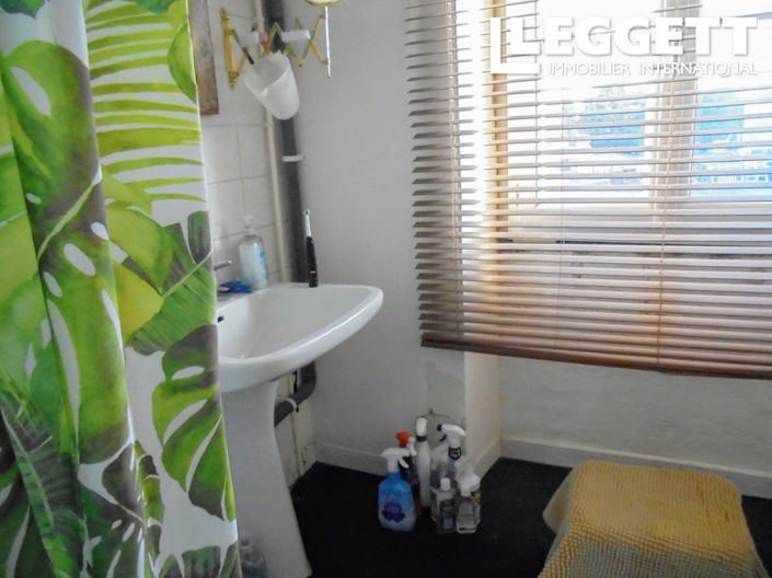 Image No.9-3 Bed House for sale