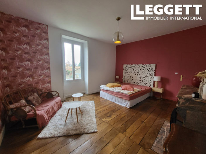 Image No.7-4 Bed House for sale