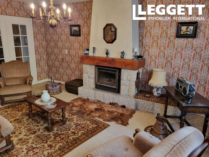 Image No.2-3 Bed House for sale