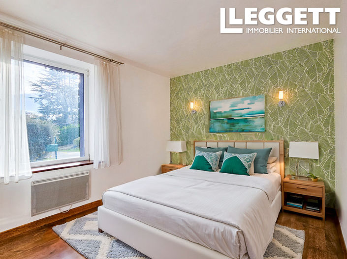 Image No.8-4 Bed House for sale