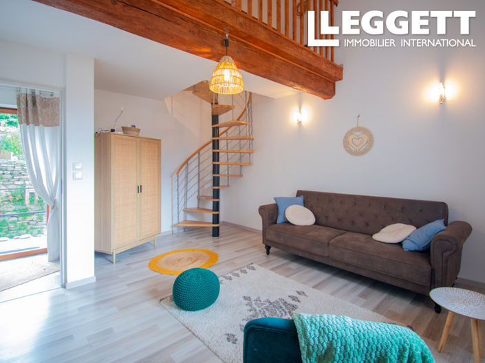 Image No.10-3 Bed House for sale