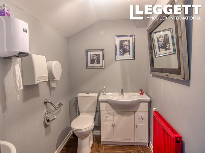 Image No.7-4 Bed House for sale