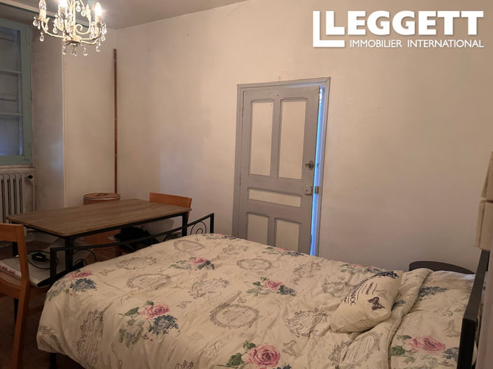 Image No.6-3 Bed House for sale