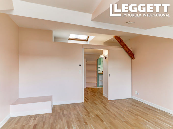 Image No.9-2 Bed Apartment for sale