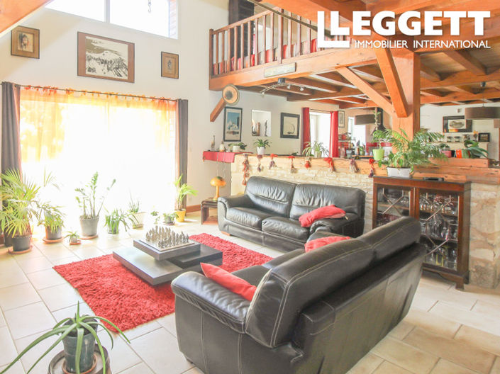 Image No.4-4 Bed House for sale