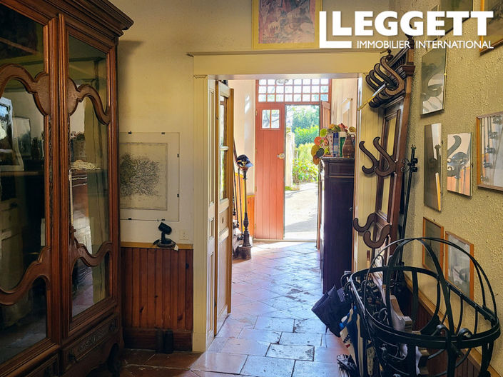 Image No.5-6 Bed House for sale