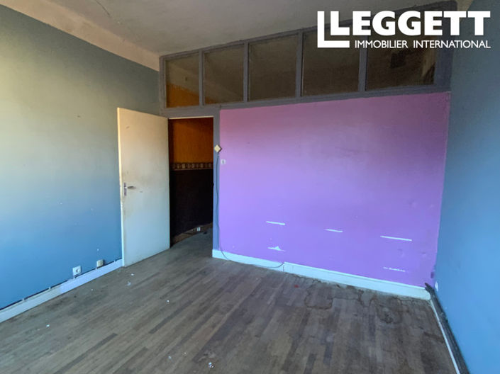 Image No.8-3 Bed House for sale