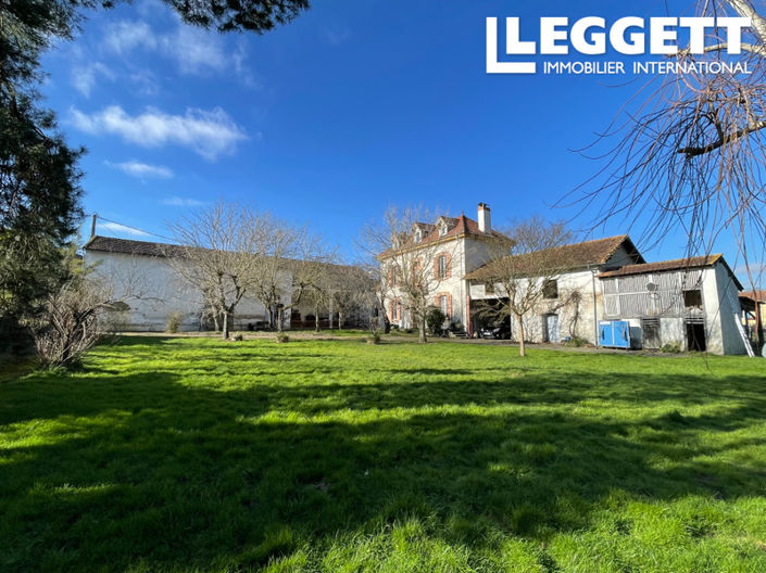 Image No.1-5 Bed House for sale