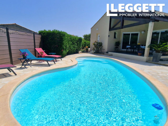 Image No.1-4 Bed House for sale