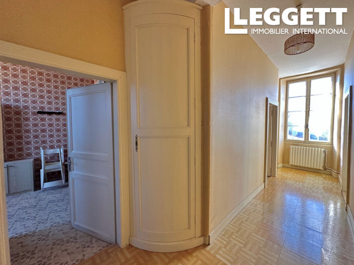 Image No.8-3 Bed House for sale