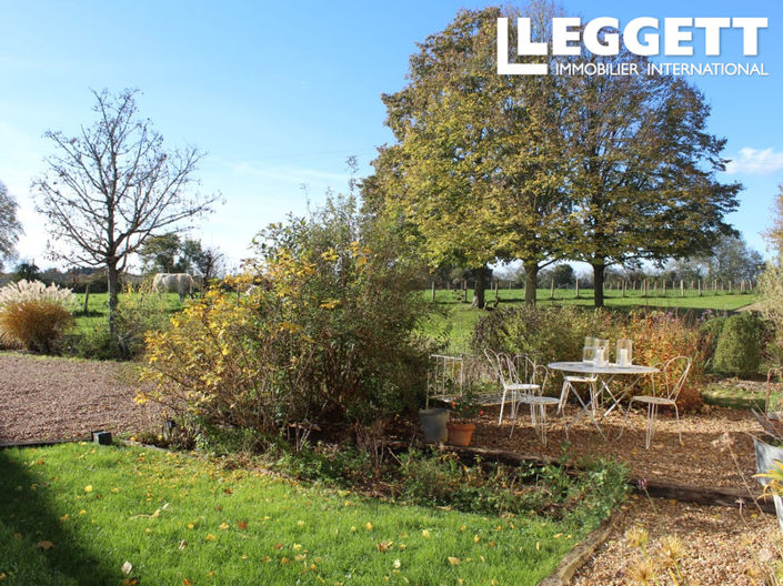 Image No.10-4 Bed House for sale