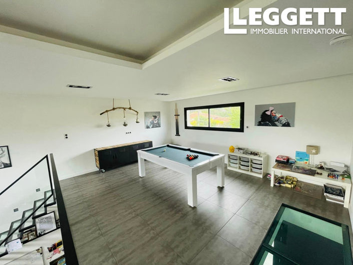 Image No.7-4 Bed House for sale