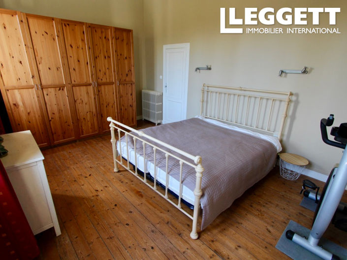 Image No.10-5 Bed House for sale