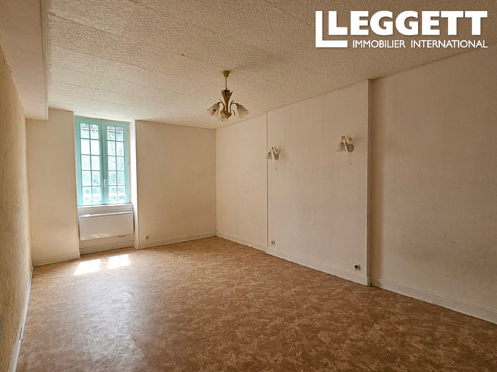 Image No.8-3 Bed House for sale