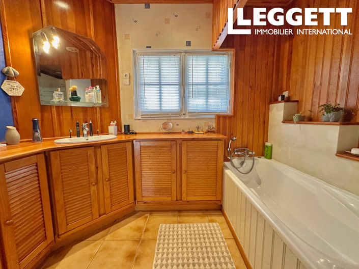 Image No.7-4 Bed House for sale