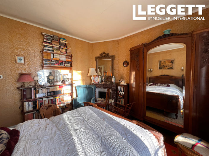 Image No.6-3 Bed House for sale