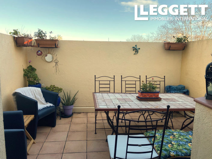 Image No.2-3 Bed House for sale