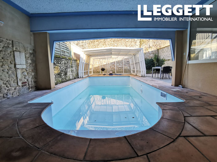 Image No.4-8 Bed House for sale