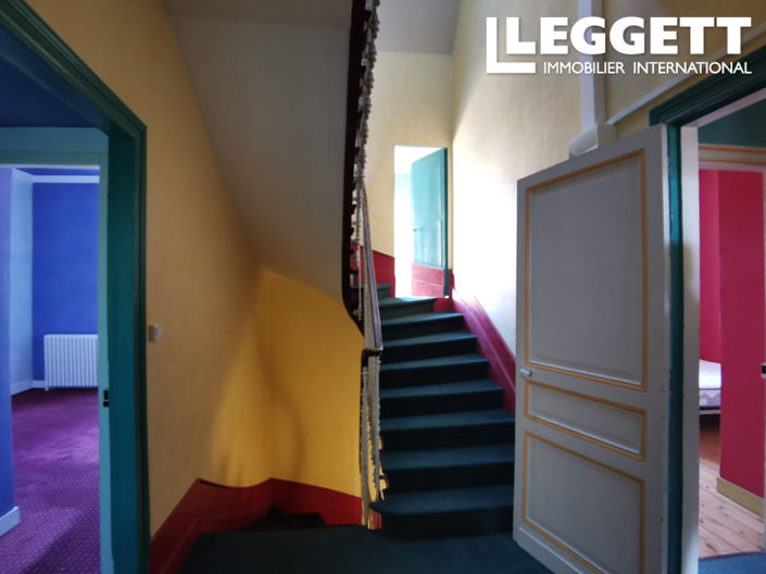 Image No.5-8 Bed House for sale