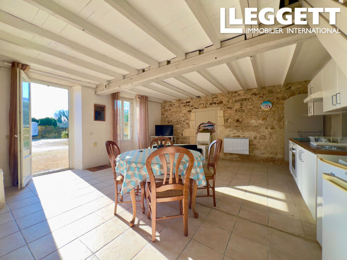 Image No.3-10 Bed House for sale