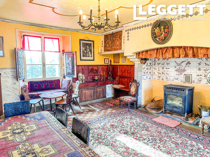 Image No.3-10 Bed House for sale