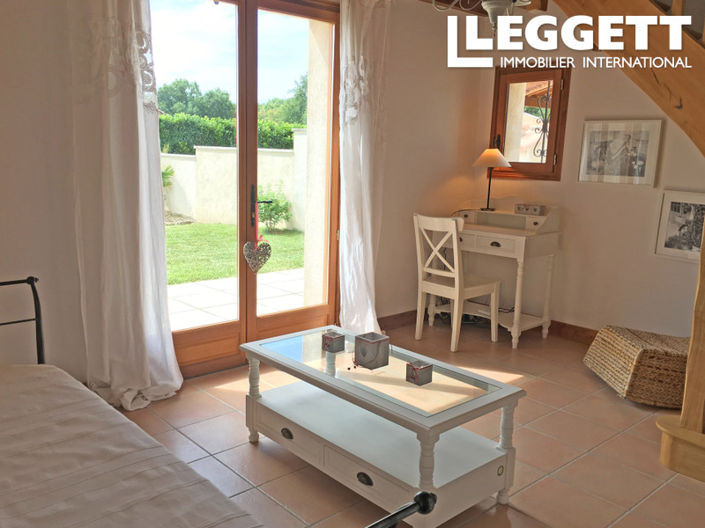 Image No.7-3 Bed House for sale