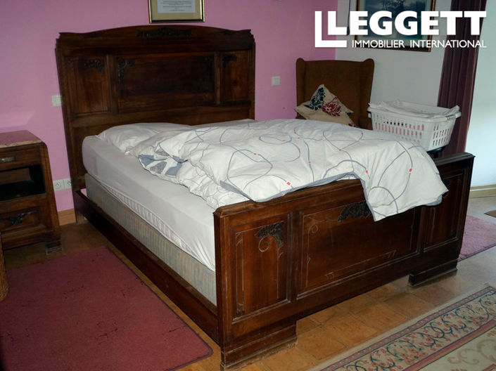 Image No.5-4 Bed House for sale