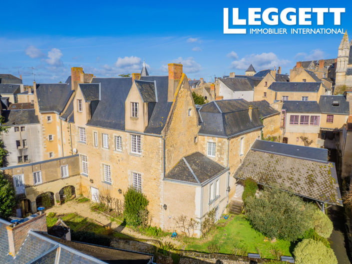 Image No.1-7 Bed Chateaux for sale