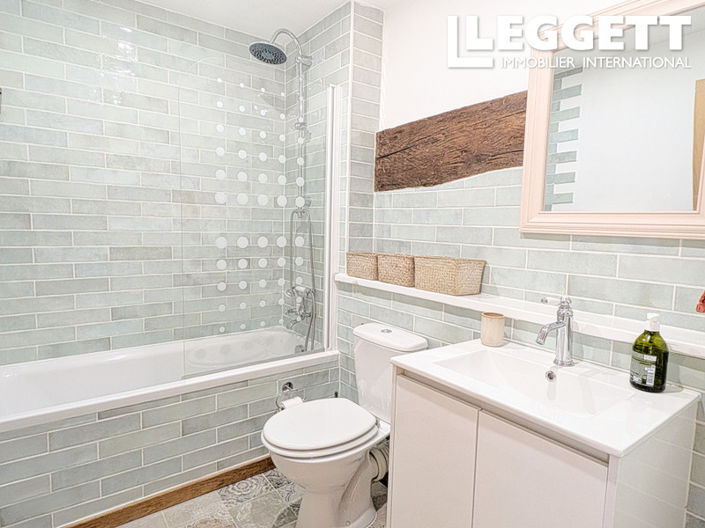 Image No.9-4 Bed House for sale