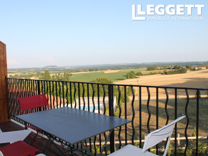 Image No.8-3 Bed House for sale