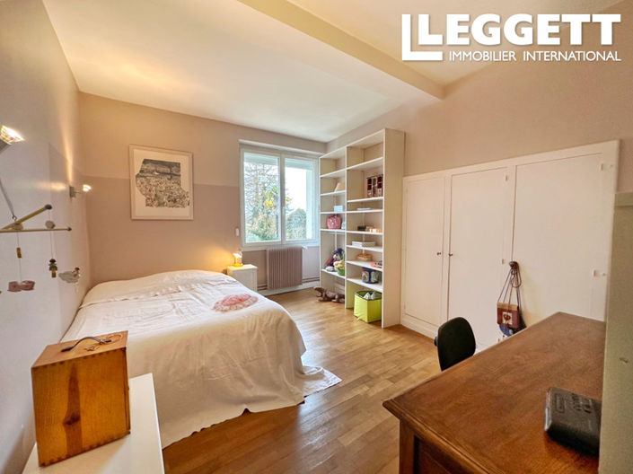 Image No.7-3 Bed House for sale