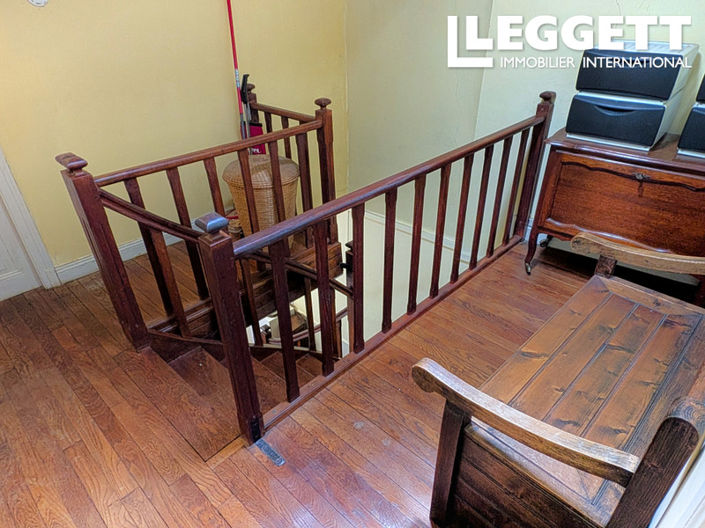 Image No.4-1 Bed House for sale