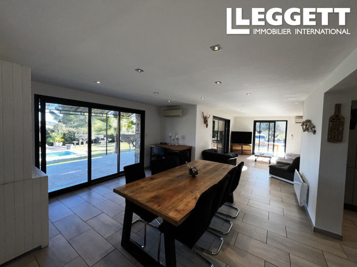 Image No.10-5 Bed House for sale