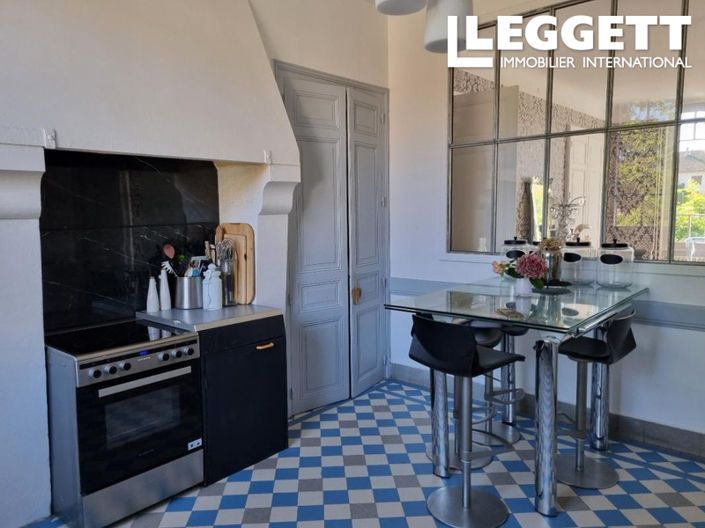 Image No.5-7 Bed House for sale