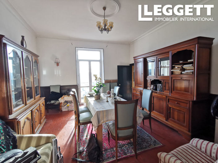 Image No.8-4 Bed House for sale