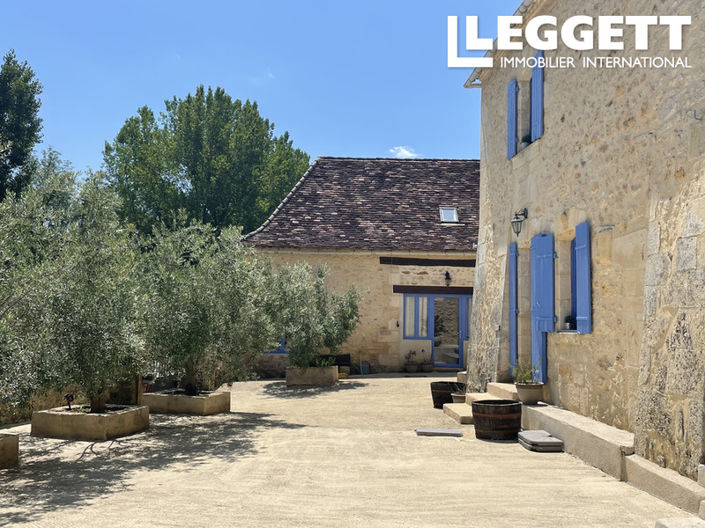 Image No.1-9 Bed House for sale