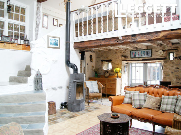 Image No.2-4 Bed House for sale