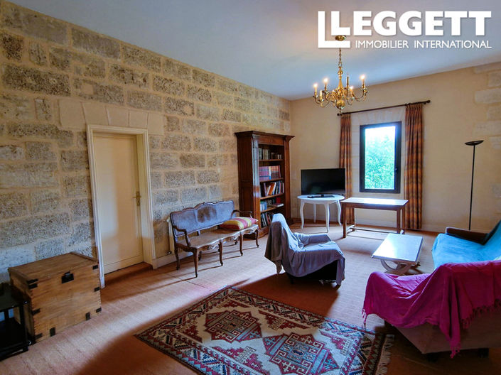 Image No.5-6 Bed House for sale