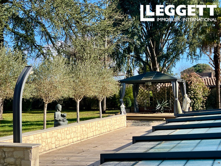 Image No.2-4 Bed House for sale