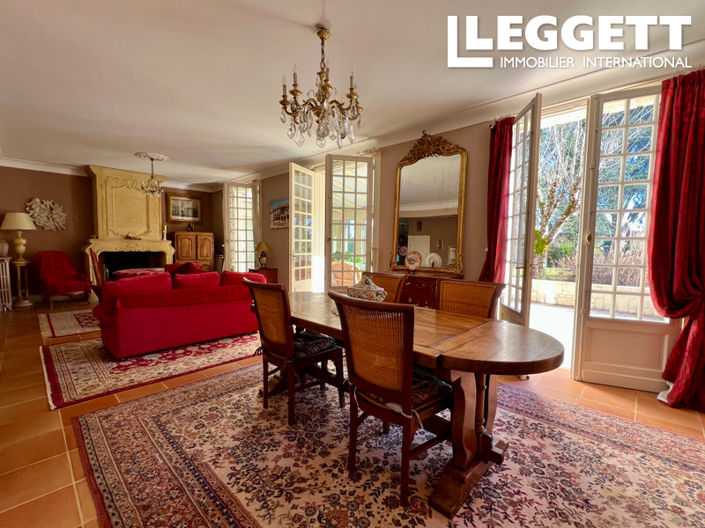 Image No.6-4 Bed House for sale