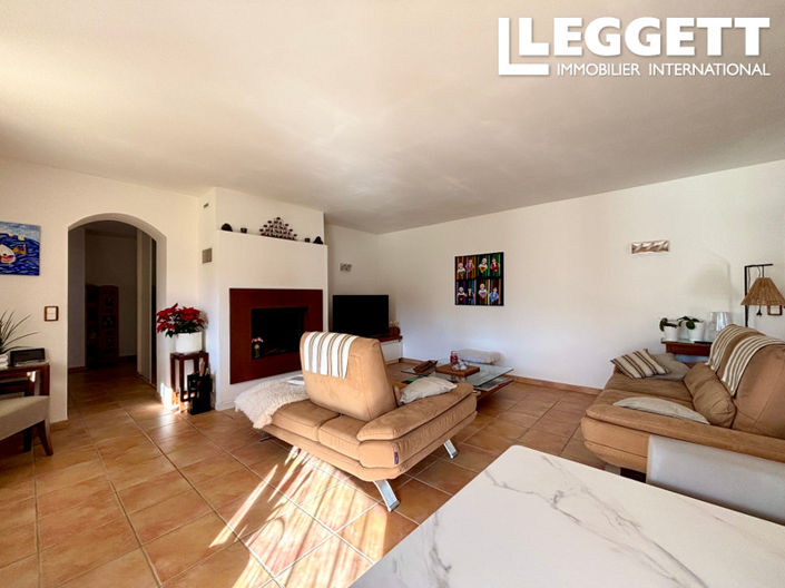 Image No.4-4 Bed House for sale