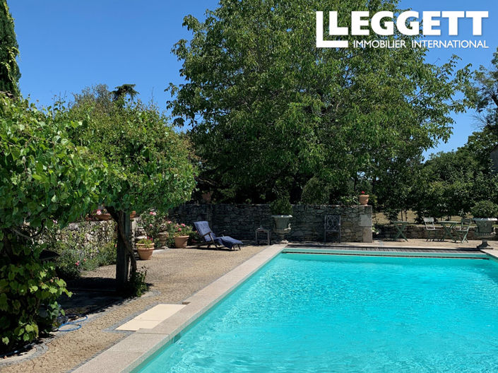 Image No.2-6 Bed Chateaux for sale