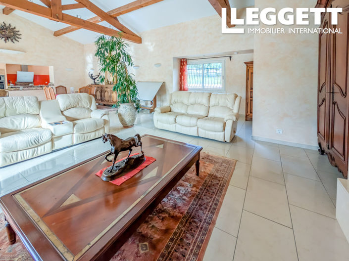 Image No.5-4 Bed House for sale